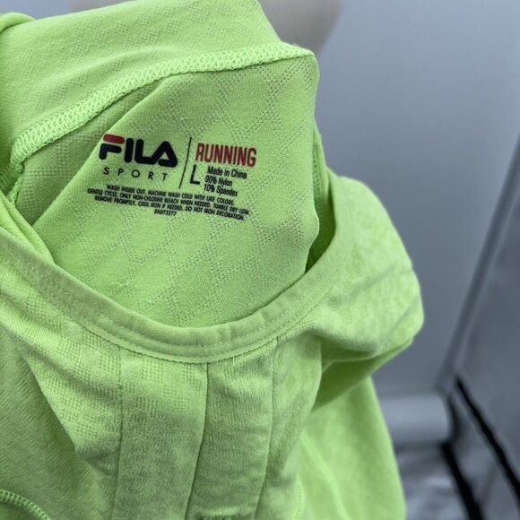 Fila Womans running hooded shirt Large Neon Green Stretchy thumb holes BoxI - Picture 6 of 7